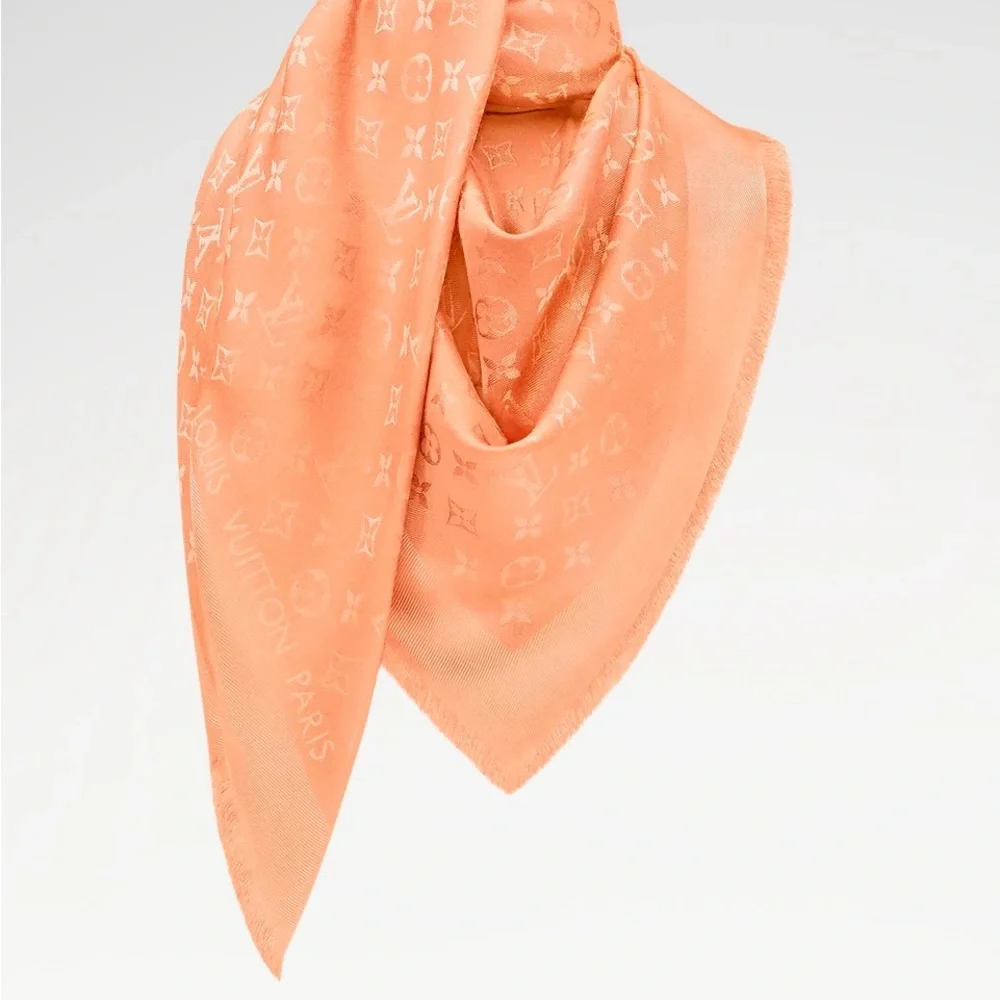 Authentic NWOT Louis Vuitton Monogram Apricot Shawl / Scarf - Picture 2 of 9